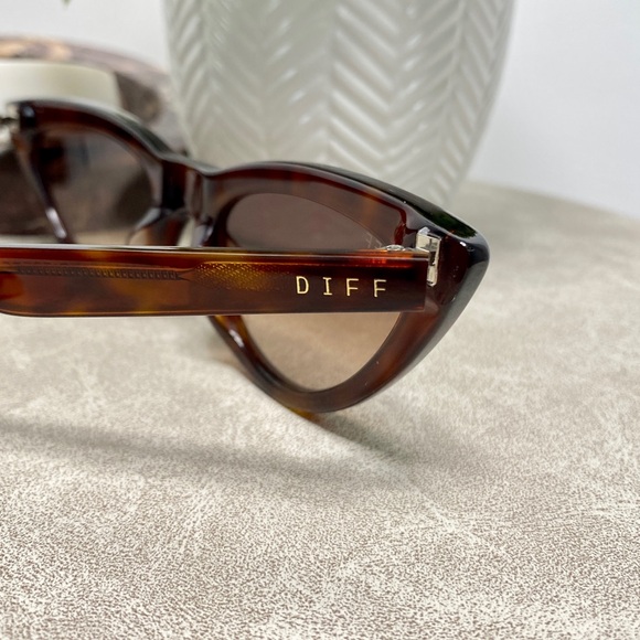 DIFF X Adrienne Bailon Chateau 53mm Cat Eye Sunglasses | New in Case - Picture 3 of 9